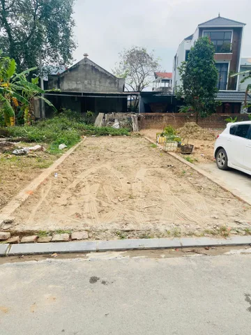 Bán đất Mai Lâm Đông Anh- Vỉa Hè- Kinh doanh- hàng xóm Vin Cổ Loa- oto tránh-70m nhỉnh 8 tỷ(TL)