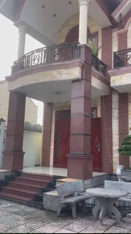 Bán gấp nhà 2 tầng 5PN dt đất 384m² full thổ cư ngang 12m giá 7.5 tỷ tại Xã An Phước Long Thành Đồng Nai