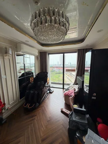 CĂN HỘ ĐẲNG CẤP – VIEW ĐẸP NHẤT TÒA – FULL ĐỒ TIỀN TỶ – CHỈ XÁCH VALI Ở NGAY
