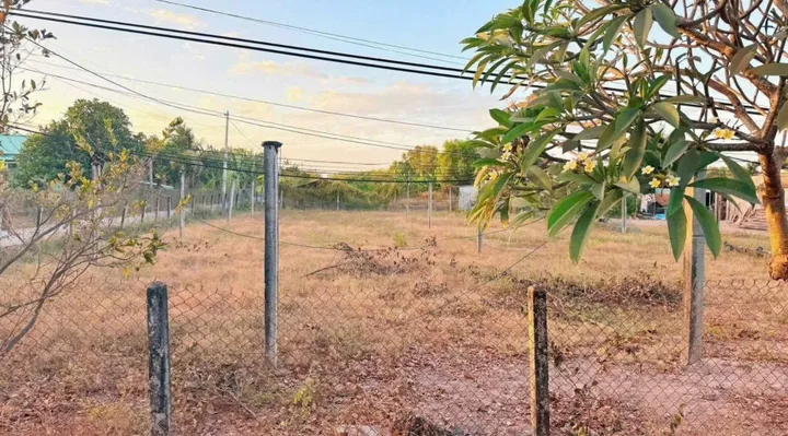 BÁN LỖ LÔ GÓC 2 MẶT TIỀN 250M2 CHỈ 1TY480 3KM TỚI BIỂN PHƯỚC HÀI