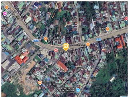 Nhà mặt phố 12 mét ngang cho thuê. Thuận tiện mở cửa hàng, văn phòng