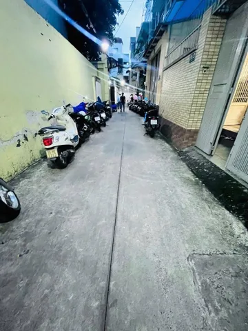 Bán nhà 4 Tầng Trần Bình Trọng Quận 5