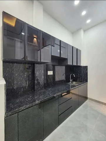 NHÀ HẺM XE TẢI- Chỉ 6 TY 500 TL-Âu Dương Lân P3 Q8