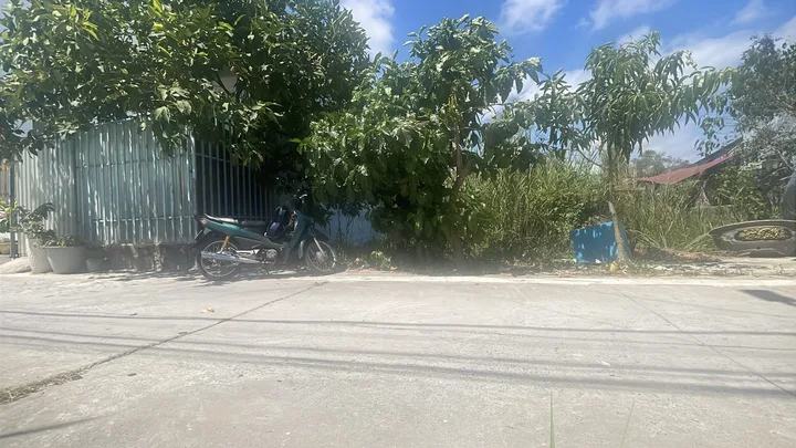 Đất thổ cư ngang 7m, sau lưng trường học bình khánh Cần Giờ