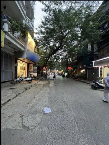HOA HẬU ĐỐNG ĐA - KINH DOANH VÔ ĐỊCH - NGÕ TO HƠN PHỐ - THÔNG TỨ TUNG - 2 THOÁNG TRƯỚC SAU- PHỐ LƯƠNG ĐỊNH CỦA- 43M2-5T- MT3,4M