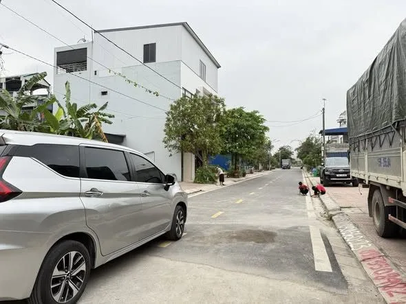Lô góc siêu đẹp tại Lương Quán giá 2,x tỷ. Gần mọi tiênh ích yêu thích