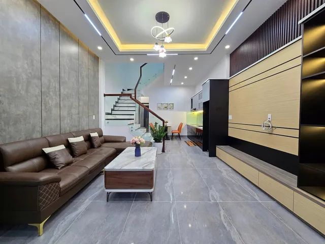 BÁN NHÀ 1 TRỆT 1 LẦU 130m2 PHAN VĂN MÃNG BẾN LỨC – SHR - 1 TỶ 7