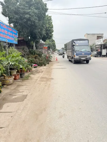 Bán đất Mặt đường QL 37, Việt Yên, Bắc Giang. 140m2- Mt 7,2m. Giá 5,4 tỷ