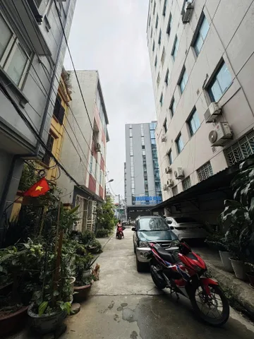 Cho thuê nhà ngõ Ô TÔ 61 Lạc Trung, Hai Bà Trưng 50M X 4T giá 15 triệu