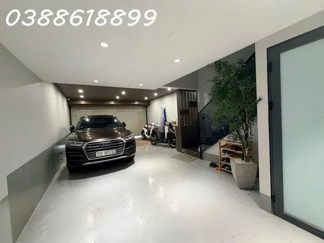BÁN NHÀ LIỄU GIAI –100 M x 5 TẦNG, MT 5,5M – THANG MÁY – 2 MẶT THOÁNG- GARA