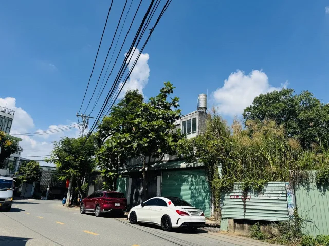 Bán nhà 214m² có sẵn 123,5m² thổ cư ngang 22m giá 12.5 triệu tại Đường Số 8 Phường Long Phước