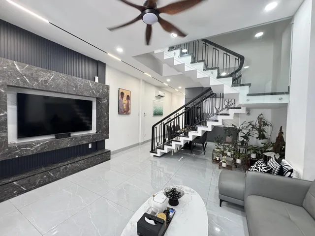 🏠 BÁN SIÊU PHẨM TRẦN CAO VÂN - QUẬN THANH KHÊ - Ô TÔ NGỦ TRONG NHÀ - KIỆT Ô TÔ 8M THÔNG THOÁNG - 95M2 - 3T3M - 5PN - CÓ PHÒNG GYM - GIÁ 8,X TỶ