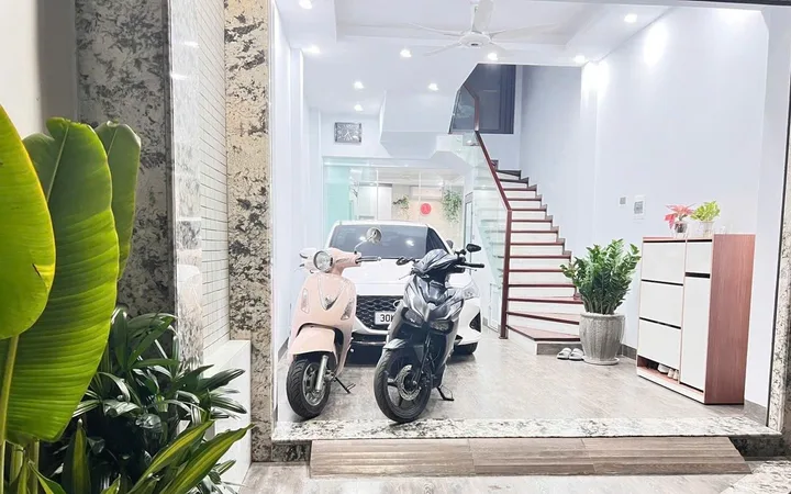 💥BIỆT THỰ GIỮA LÒNG THỦ ĐÔ - GIÁ CỰC SỐC CHỈ BẰNG CĂN NHÀ PHỐ💥