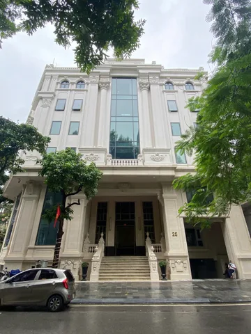 Toà nhà Văn Phòng có sẵn nội thất văn phòng cao cấp tại 25 Tô Hiến Thành, Hà Nội S sàn=500m2 cho thuê