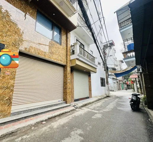 NHÀ HIẾM HAI BÀ TRƯNG KIM NGƯU