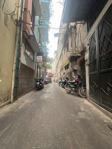 Bán nhà Minh Khai 178/200m² có sẵn 178m² thổ cư ngang 8.5m giá 35 tỷ tại Đường Minh Khai Phường Tương Mai 
(MUA/BÁN BĐS nhắn tin Zalo 0862299066)