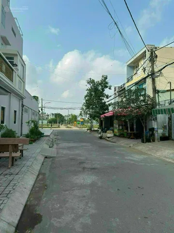 Cần bán Biệt thự sân vườn 450m2 bình hưng hòa B bÌNH TÂN nội thất cao cấp