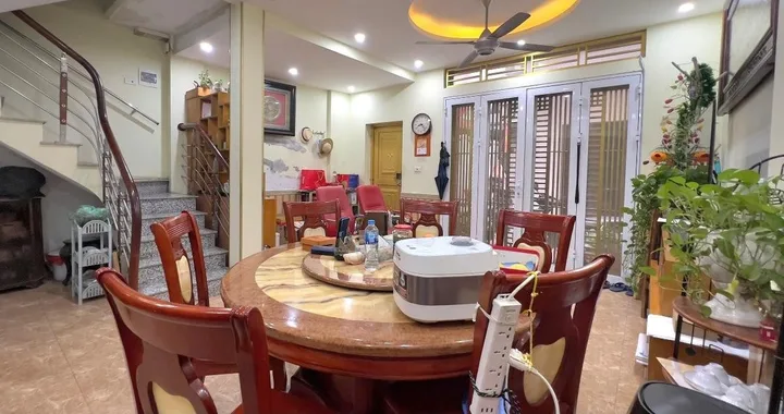 Bán nhà siêu rẻ, siêu hiếm , thụy khê , tây hồ ,hà Nội, ở ngay