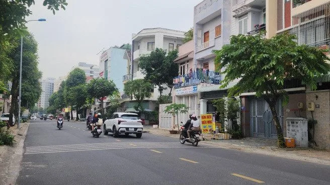 🔥 ĐÓN SONG HẠ TẦNG - SIÊU PHẨM BIỆT THỰ THỐNG NHẤT – ĐỐI DIỆN GA TÀU CAO TỐC