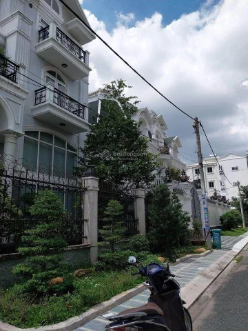 Bán nhà 522m² full thổ cư ngang 20m giá 83.52 tỷ tại Phường Bình Tân