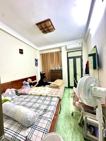 Bán nhà đẹp Nguyễn Sơn- Dân xây- Sát phố- 33m 3 ngủ đủ công năng nhỉnh 6 tỷ(TL)