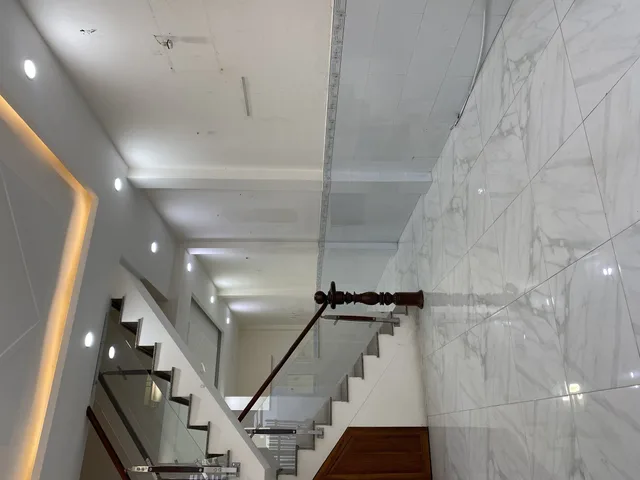 Nhà 2 tầng cạnh chợ Tân Mỹ; 55m2 2PN đối diện Lâm Văn Bền; liền kề Phú Mỹ Hưng