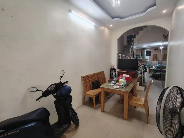 NHÀ CÁCH PHỐ TRẦN HỮU TƯỚC 15m, GẦN Ô TÔ & HỒ XÃ ĐÀN, NGÕ THÔNG KINH DOANH NHỎ, hơn 9 tỷ