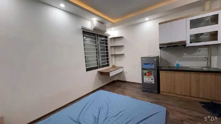 Bán Nhà Trần Thái Tông. Cầu Giấy. Thang Máy. Lô Góc. Ô Tô. DT 49m2. MT 4.2m. Giá 15.5 Tỷ.