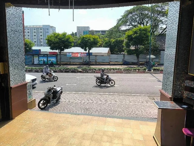 Bán nhà 7 Tầng Đường Lê Văn Việt Quận 9