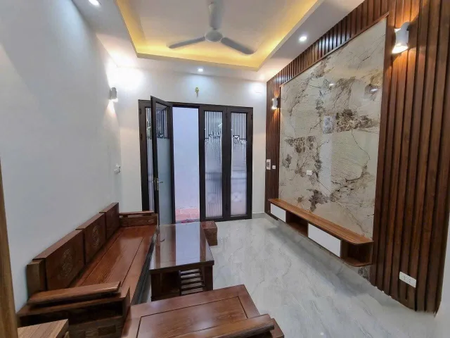 Cho Thuê Nhà Đường Quang Tiến - Đại Mỗ - Nam Từ Liêm 38M² 5 Tầng 3 Ngủ, Full Nội Thất - Giá Thuê 12tr