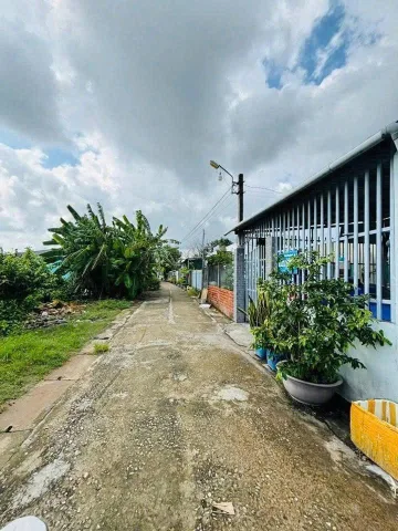 Ra gấp lô đất 133m2 ĐƯờng Huỳnh Văn Cọ đi vào, thuộc thị trấn Củ Chi 700trieu