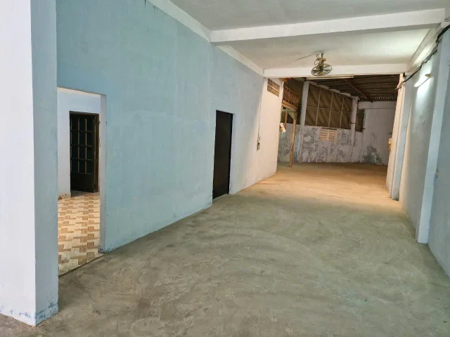 Kho rộng 400m², vị trí đẹp mặt tiền – Thuận tiện kinh doanh & lưu trữ