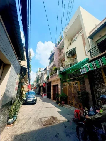 NHÀ HẺM CÁCH MẠNG THÁNG 8 - HOÀNG SA - LÊ BÌNH - PHẠM VĂN HAI - 2 TẦNG