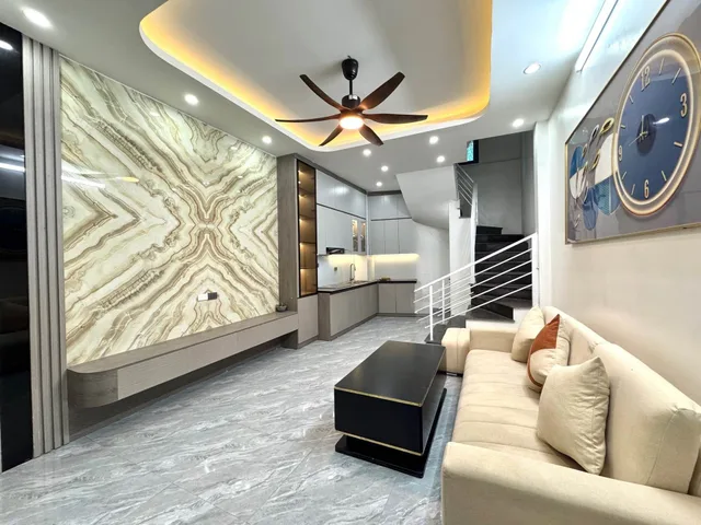 NHÀ ĐẸP QUAN NHÂN – 6 TẦNG – NGÕ THÔNG – NỞ HẬU – CHỈ HƠN 8 TỶ