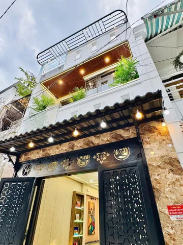 Cần bán gấp nhà đường Nam Kỳ Khởi Nghĩa, Phường Võ Thị Sáu, Quận 3. Dt 59m2, xây 2 tầng, hẻm 5m