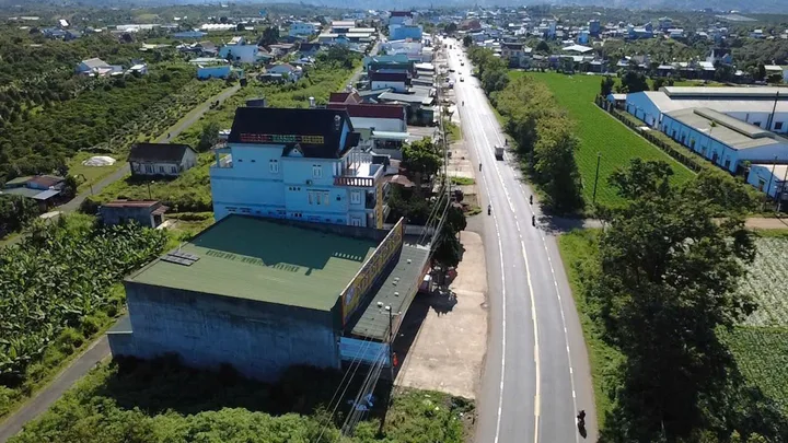 BÁN KHÁCH SẠN