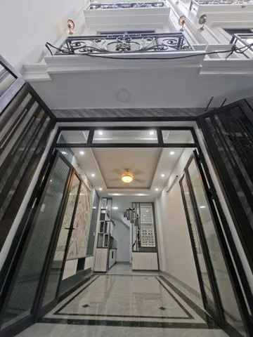 Bán nhà Trung tâm phố Việt Hưng Long Biên-Bán kính 1km Full tiện ích, Công Viên,Trường học, Bệnh viện -  Hàng xóm vinhomes