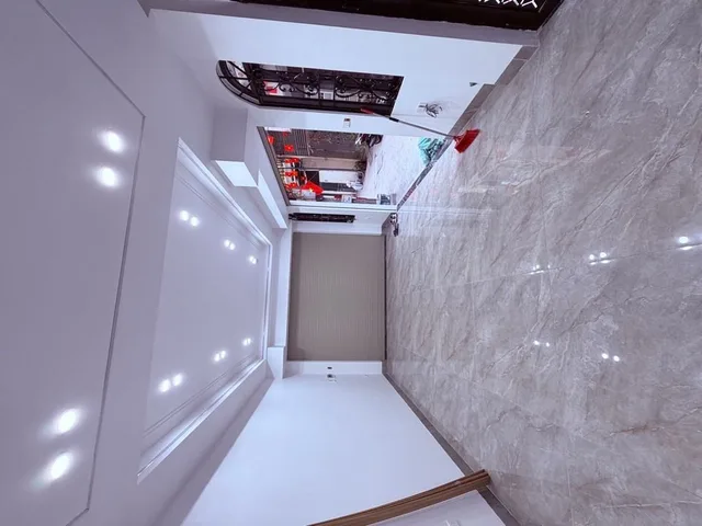 1x.x tỷ | Phố Vip Hoa Lư oto đỗ cửa x mặt ngõ thông x xây mới kính kong | 51m2 x 5 tầng x thang máy