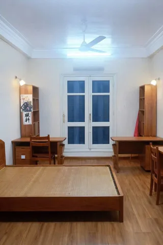 CHO THUÊ NHÀ NGUYÊN CĂN 5 TẦNG TẠI NGÕ 4 PHƯƠNG MAI, PHƯỜNG PHƯƠNG LIÊN, ĐỐNG ĐA, HÀ NỘI – KHU PHÂN LÔ VĂN PHÒNG QUỐC HỘI