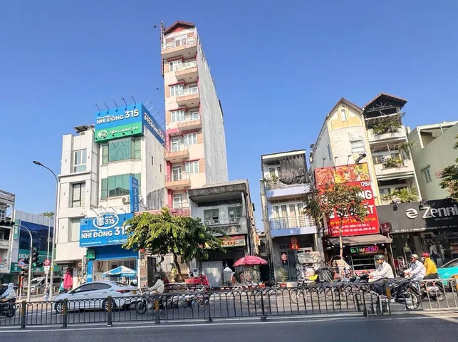SIÊU PHẨM THƯƠNG HIỆU- BÁN TOÀ NHÀ 10 TẦNG MẶT TIỀN ĐINH TIÊN HOÀNG, ĐAKAO, QUẬN 1- DT 155M2 NGANG 8,6M* 31,4M- CHỦ 1 ĐỜI XƯA- 0938.676.685 GIANG GIANG