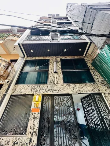 Bán CCMN Ngã Tư Sở, dthu 2.5 tỷ, p/lý chuẩn, giá 65 tỷ