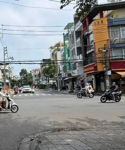 Bán nhà 4 Tầng 2 MT  Số 1 Bình Tân