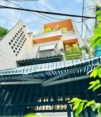 NHÀ HẺM XE HƠI ĐƯỜNG TRẦN QUANG DIỆU - PHƯỜNG 14 - QUẬN 3 - TP.HCM - GIÁ 3TỶ150