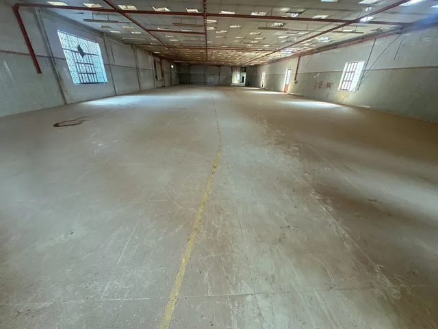 Cho thuê 4000m2 kho xưởng có sẵn điện 3 pha tại Bến Tre
