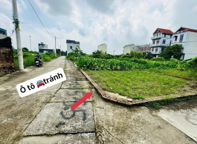 chị gái nhờ bán hộ lô đất có 102