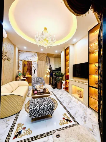 SIÊU PHẨM 5 TẦNG THANG MÁY HOÀNG MAI 30m2