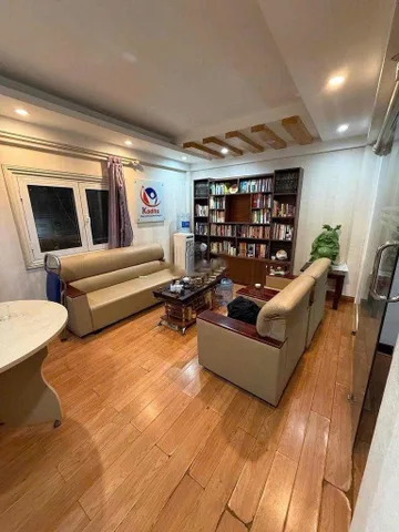 Cho Thuê Nhà Hoàng Cầu - Ô Chợ Dừa 68M² 4 Tầng 5 Ngủ - Full Nội Thất - Ở Kinh Doanh VP.. Ô Tô Vào Nhà - Giá Thuê 25tr