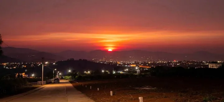 Đất thổ cử ở TT Nam Ban chỉ 2km ra tới chợ. View Panorama toàn thị trấn. GIá 699tr/291m2. sẵn 100m thổ cư