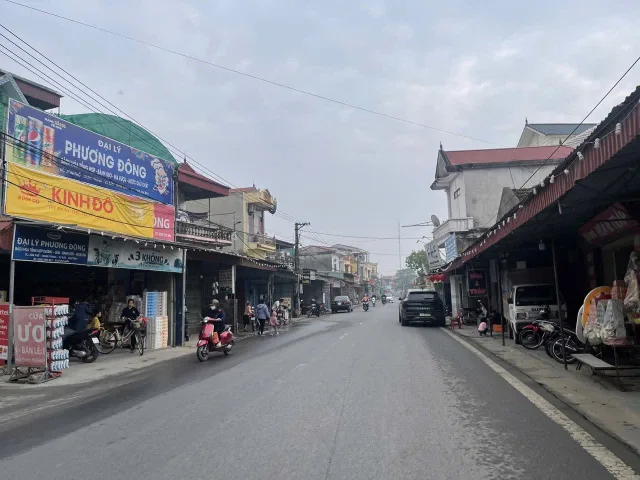 Bán đất mở rộng kinh doanh