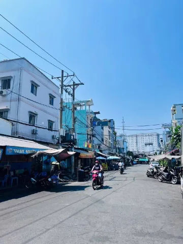 NHÀ ĐẸP 4 TÀNG HXH HƯNG PHÚ, QUẬN 8, GẦN CHỢ XÓM CỦI, SHR, HOÀN CÔNG, NHỈNH 7 TỶ